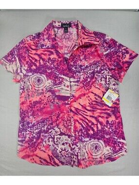 Erika Women's Lushberry Short Sleeve Shirt.  Size Medium.  NWT